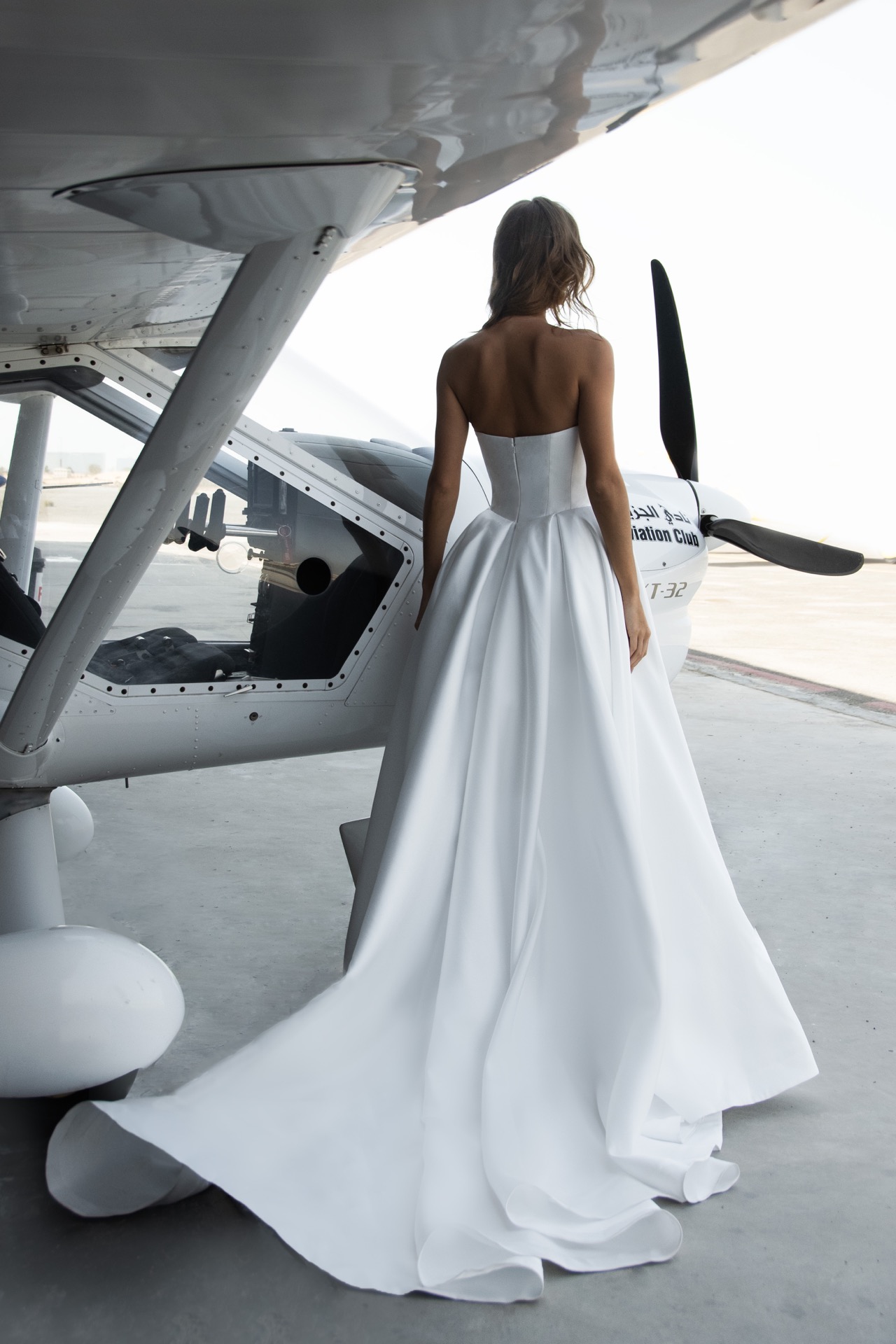 Vivian wedding dress by Natalia Romanova - View 4