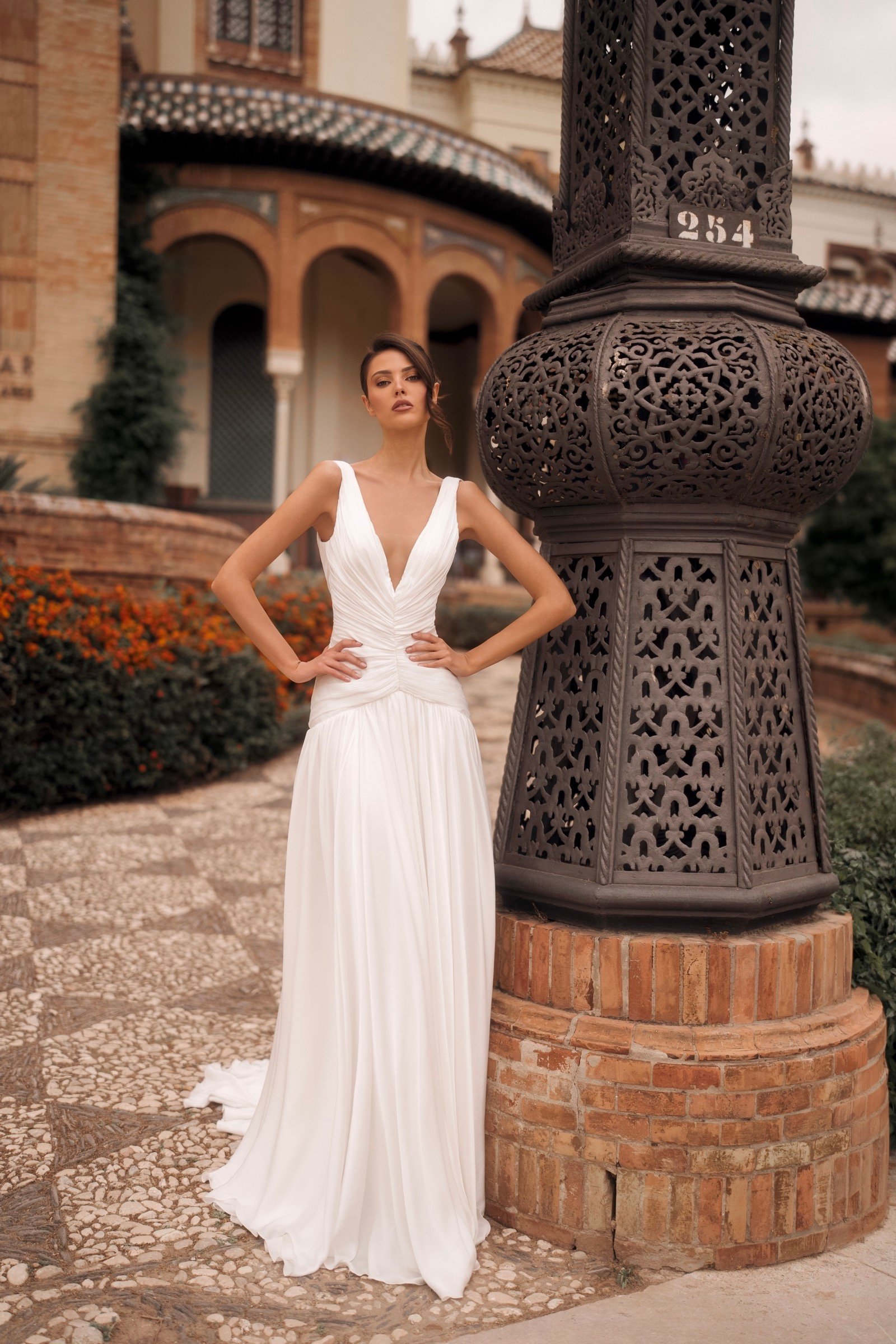 Vilma wedding dress by Blammo-Biamo — thumbnail 5