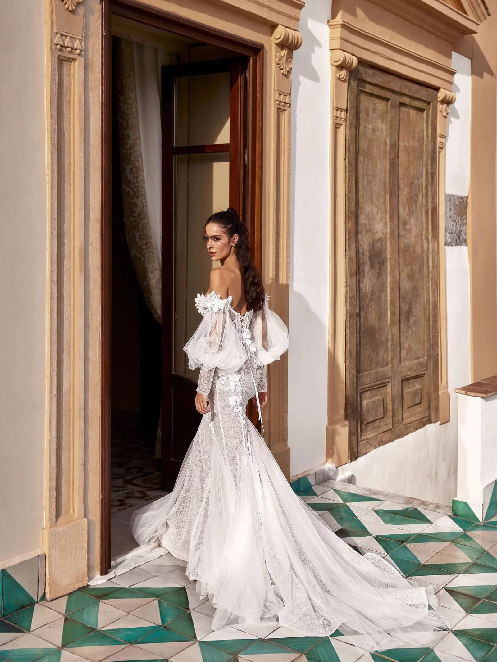 Polina wedding dress by Rara Avis — thumbnail 6