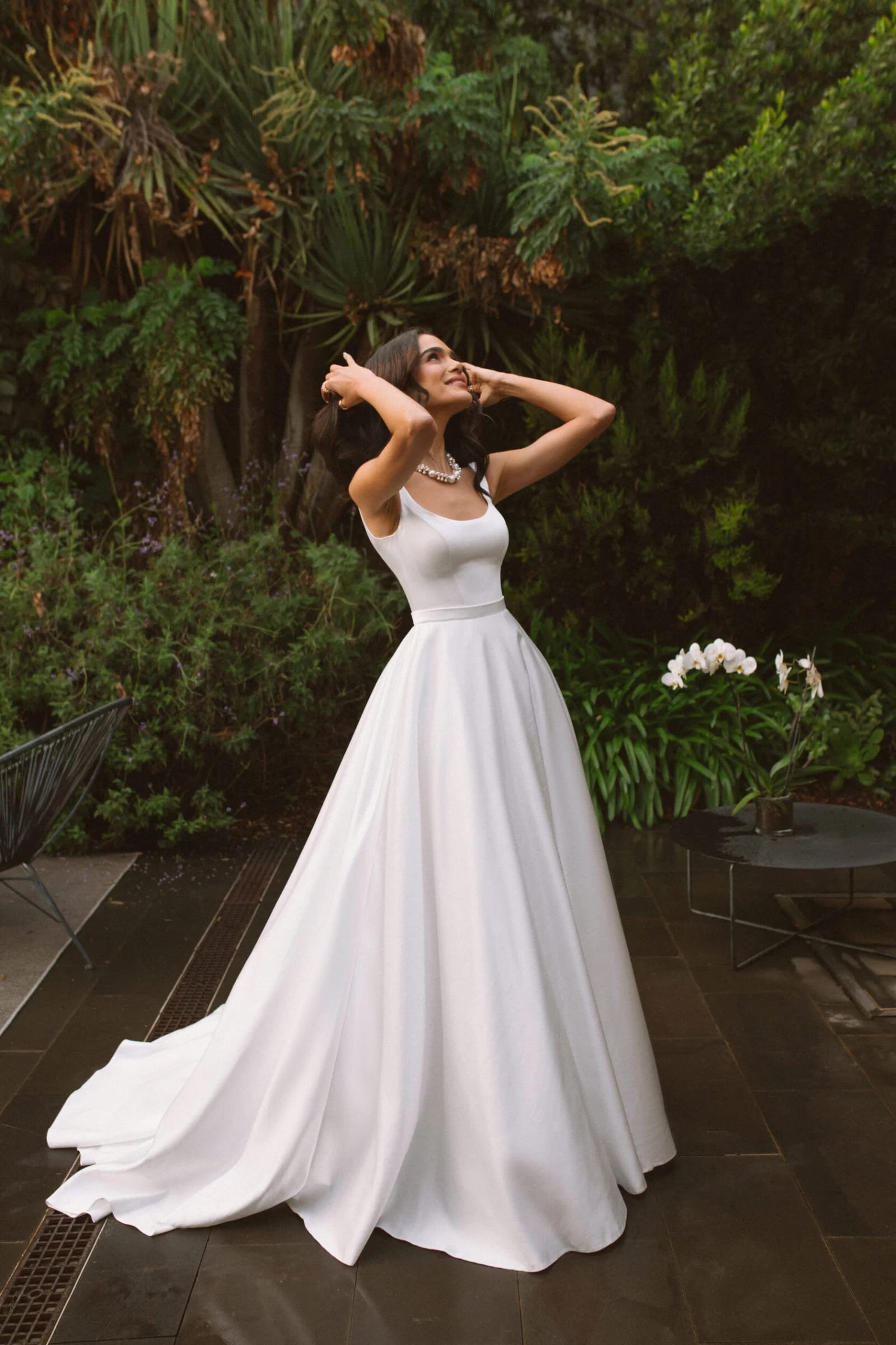 Vela wedding dress by Blammo-Biamo — thumbnail 4