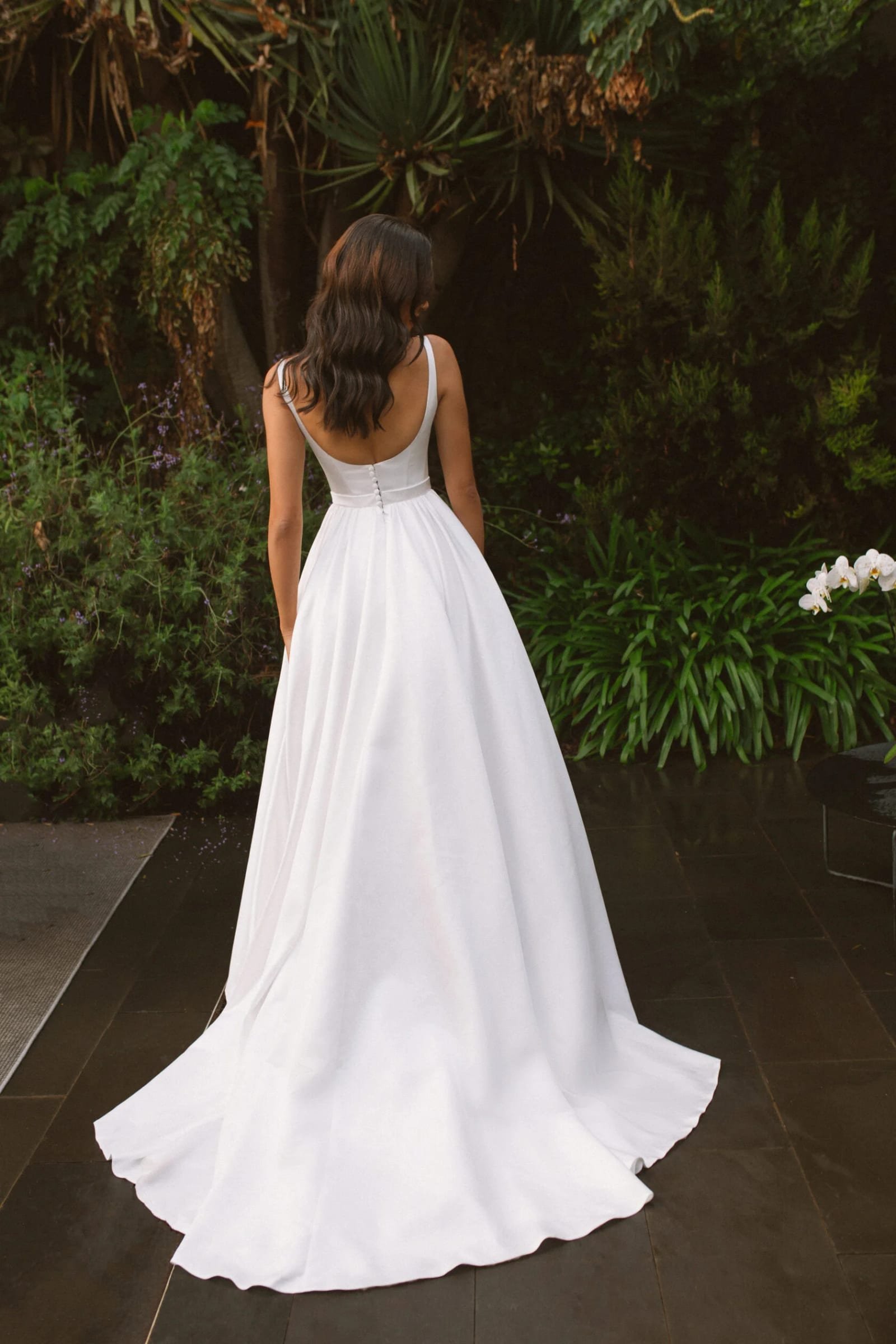 Vela wedding dress by Blammo-Biamo — thumbnail 6